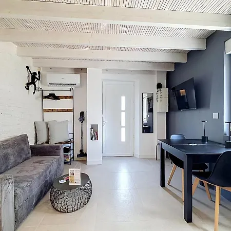 דירה Duplex Climatise Avec Terrasse & Parking Gratuit A קלרמונט-פרנד